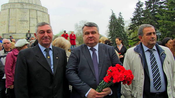 Gen.konsul-Rossii-v-Varne-S.Lukyanchuk-Krasimir-Stoyanov